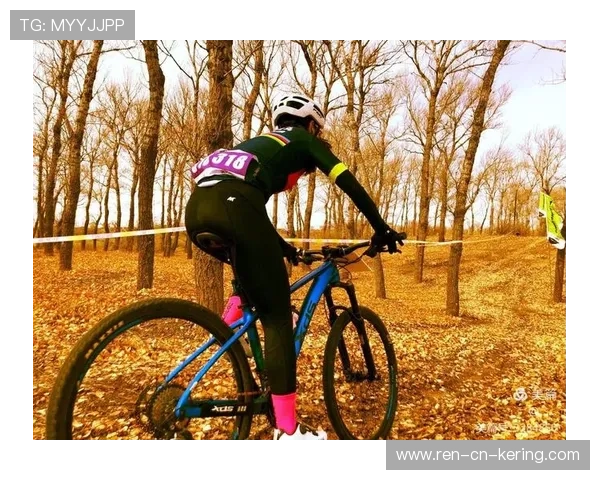 自行车爬坡段爆发逆袭：巅峰对决的精彩瞬间