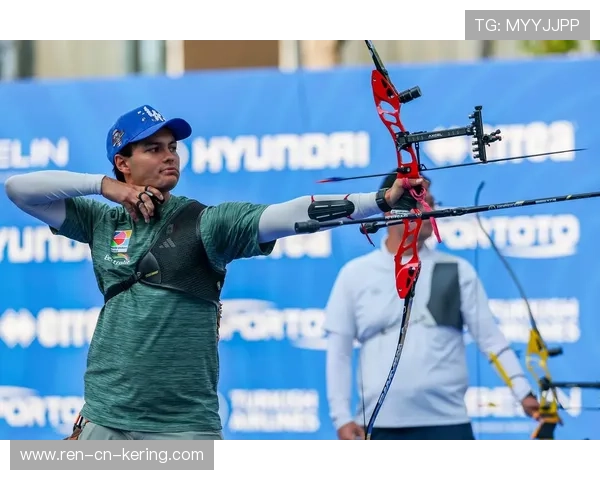 美国反曲弓男队在洲际射箭锦标赛中获得金牌，反曲弓世界纪录